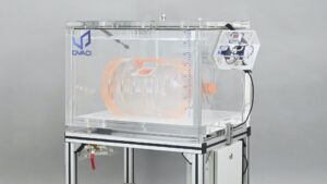 Large vacuum chamber for multiple packaging